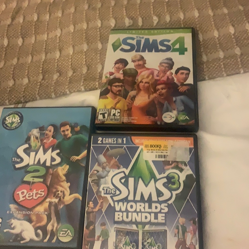 Sims games excellent like new
